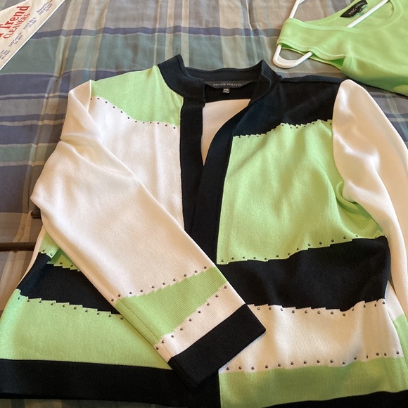 Ming Wang pants, jacket and shell - Picture 4 of 9